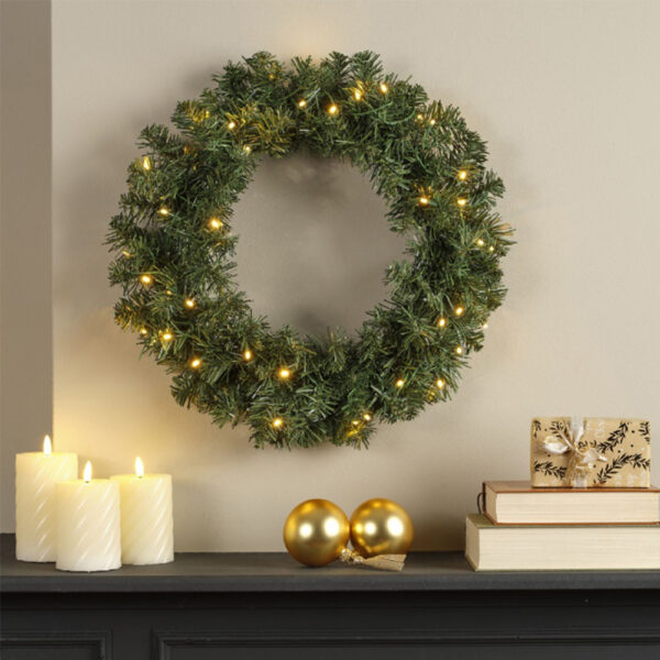 Kaemingk Imperial Wreath Green With Warm White LEDs - Image 3